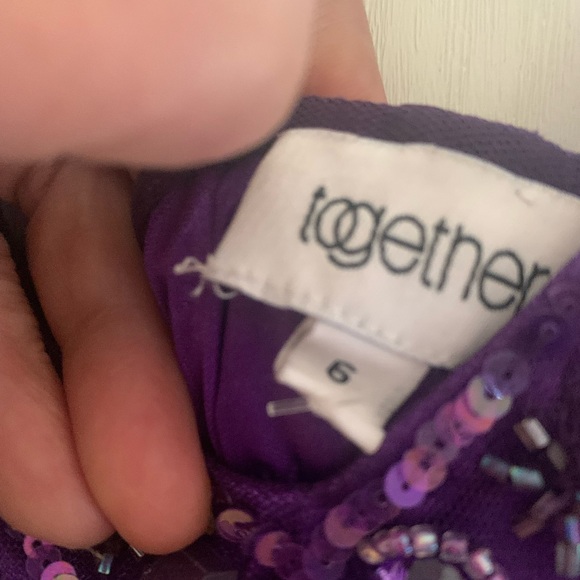 Gorgeous!  Fitted gown - Picture 4 of 4